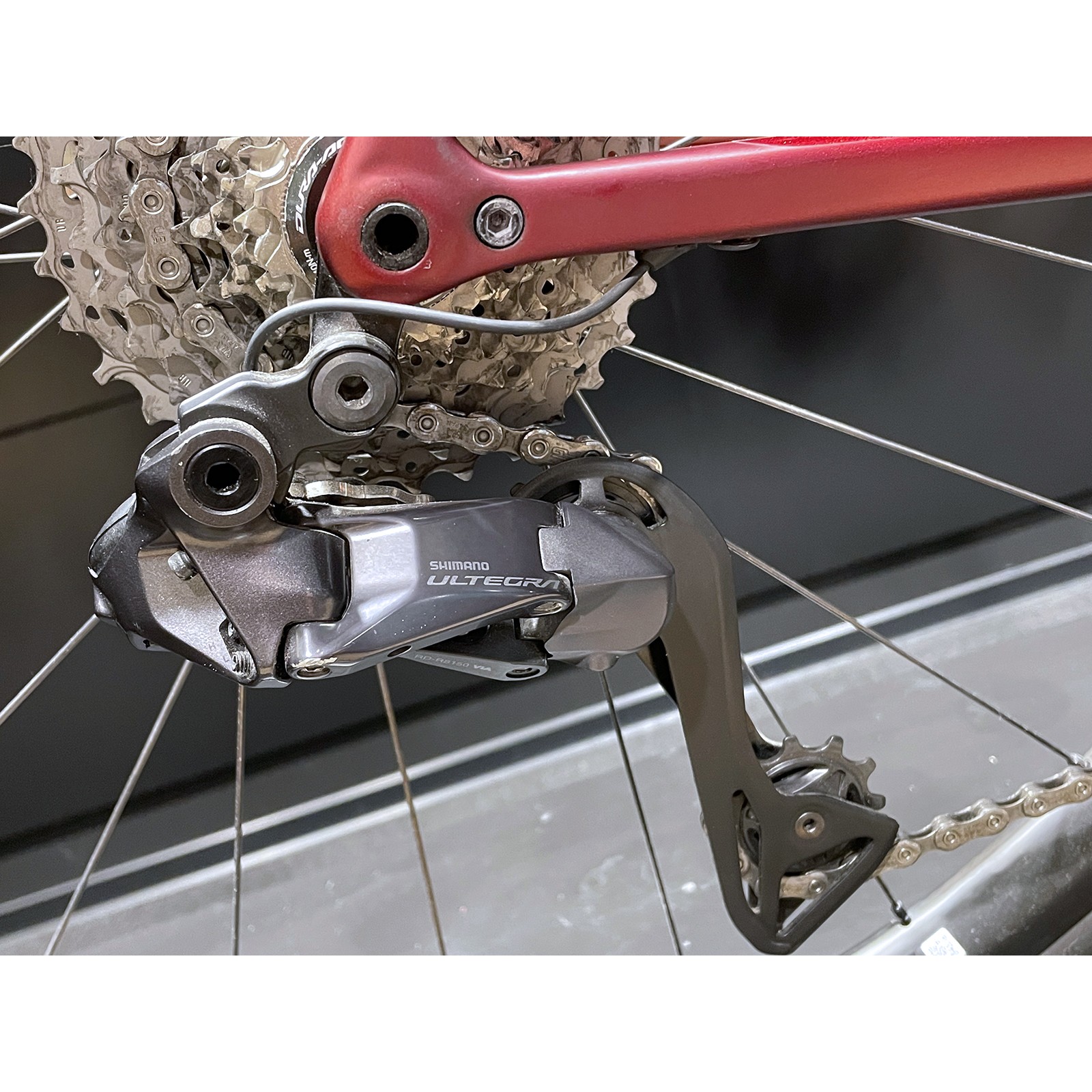 Gebrauchtes Rennrad Specialized Aethos Pro Ultegra Di2 Satin Red Sky / Red Onyx 2024 - Rahmengröße 56 cm