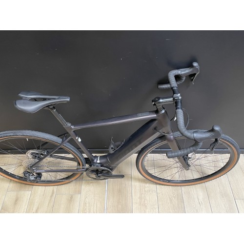 Gravel Giant Revolt E+ Rosewood 500Wh 2022 usata - Taglia L