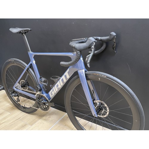 copy of Used Giant TCR Advanced SL 0 Dura-Ace Di2 raw carbon 2025 Road bike - Size S (53.5cm)