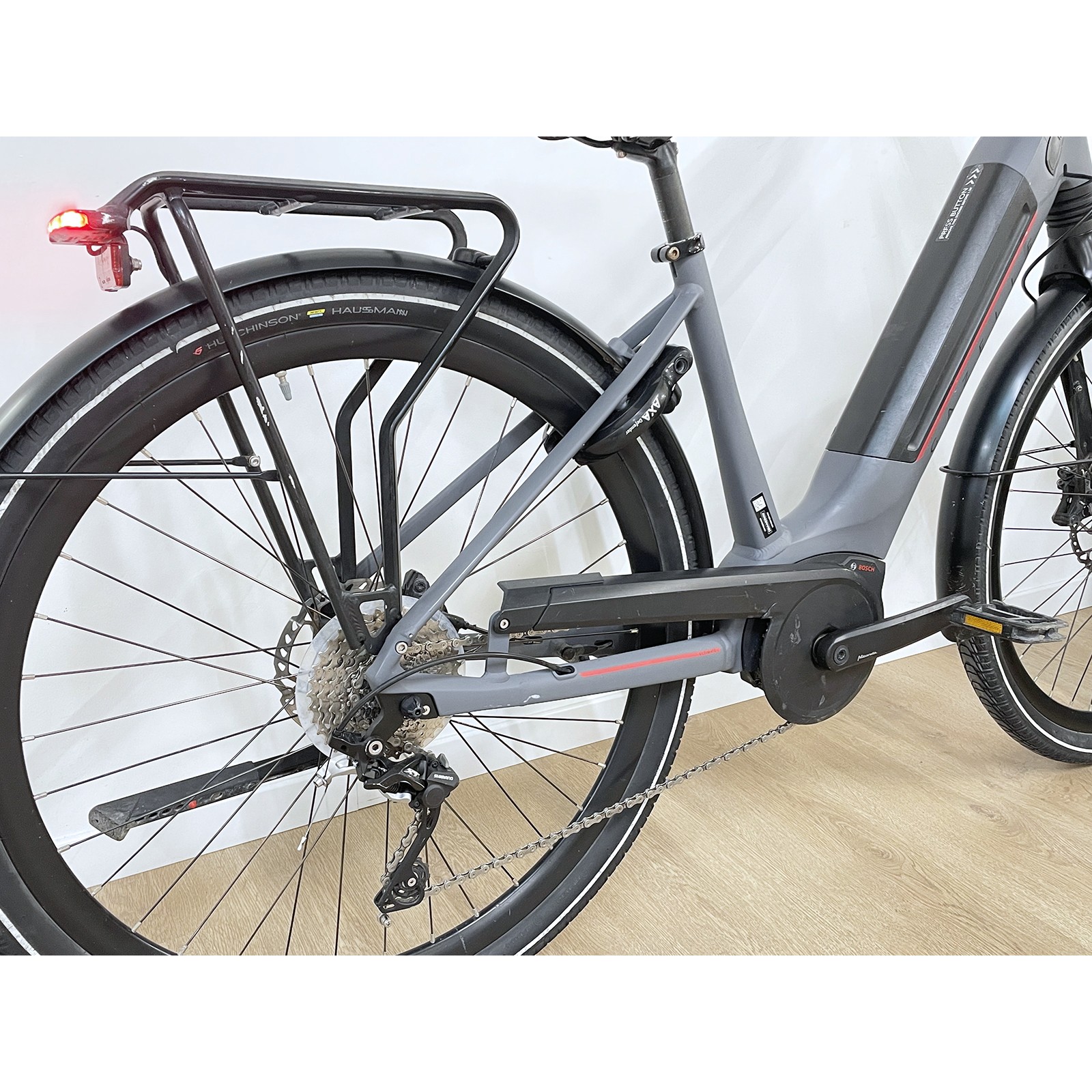 Used Gazelle Ultimate T10 HMB 500Wh 2020 Electric Bike / e-Bike , grey - Size 46 (S)