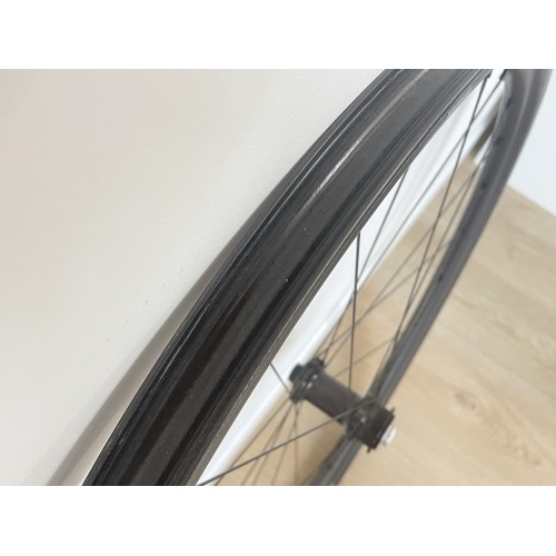 Fulcrum Rapid Red Carbon Disc Laufradsatz mit Shimano HG 700C Gravelbike -Antrieb - Gebraucht