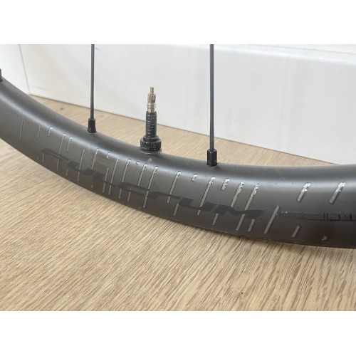 Set di ruote Fulcrum Rapid Red Carbon Disc con trasmissione Shimano HG 700C Gravel - Usate