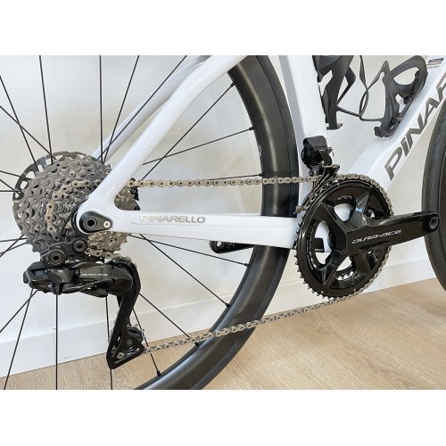 Used Pinarello Dogma F 2024 Dura-Ace Di2 Crystal White 54cm (M) road bike