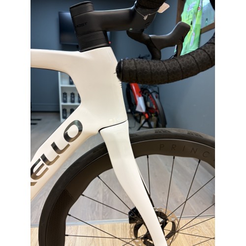 Pinarello Dogma F 2025 Edge Crystal White