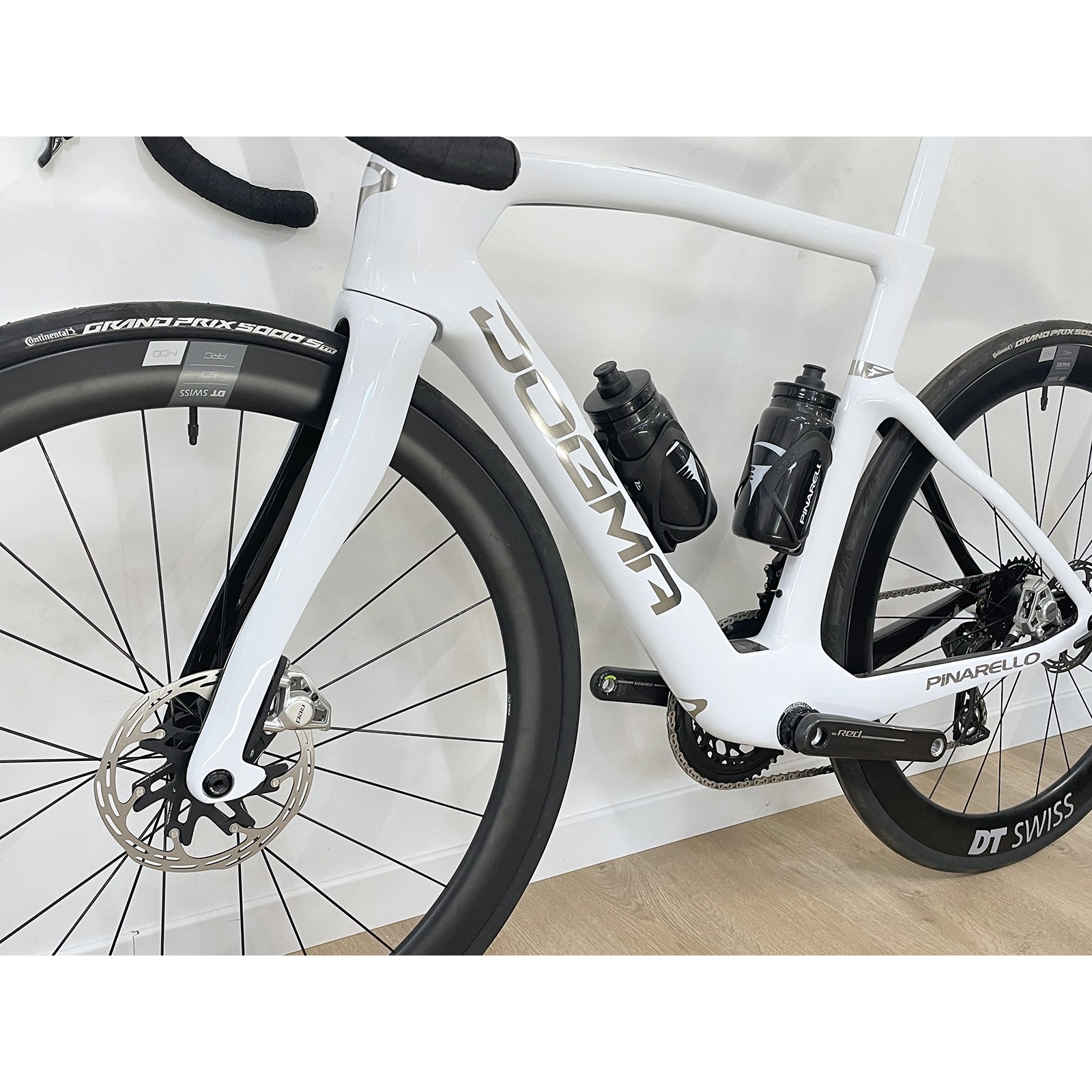 Pinarello Dogma F 2025 Edge Crystal White