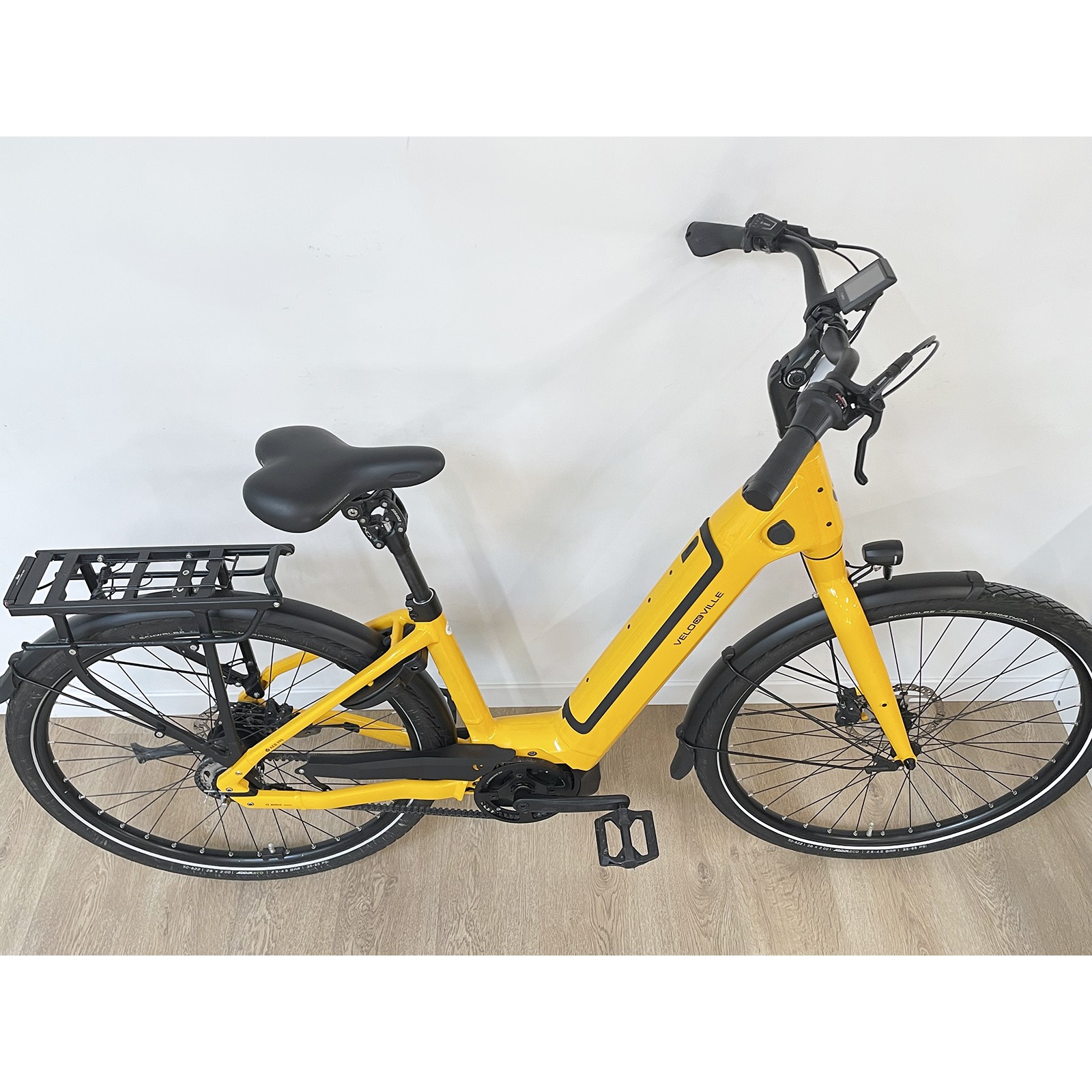 Vélodeville® Trekking AEB 990 gebruikte e-bike / Elektrische fiets 625Wh geel maat 45 (S) 2024