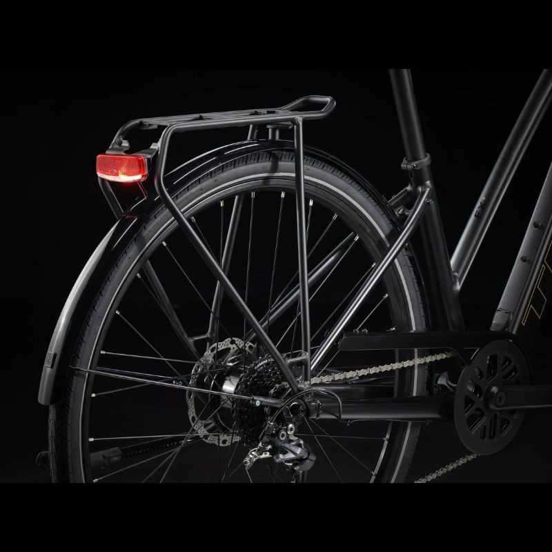 VAE Trek FX+ 2 Stagger