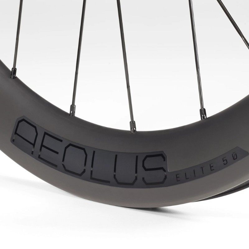 Bontrager Aeolus Elite 50 TLR voorwiel voor racefietsen