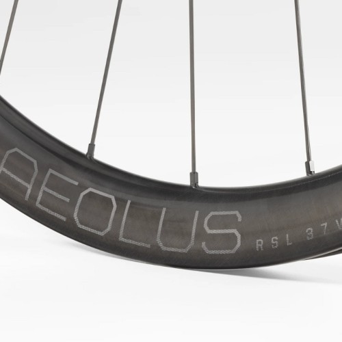 Ruota anteriore da strada con freno a disco Bontrager Aeolus RSL 37 TLR