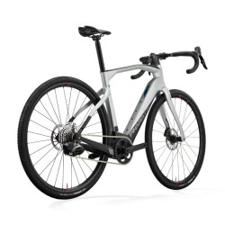 Pinarello Nytro E5 Electric Gravel Bike Reve de Velo