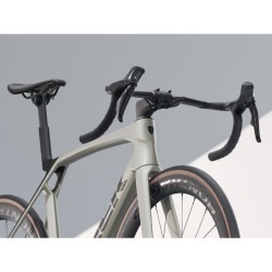 Vélo de route Trek Madone SL 7 8e gén. 2025 Vélo de route Trek Madone SL 7 8e gén. 2025