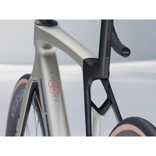 Trek Madone SL 7 Rennrad der 8. Generation (2025)