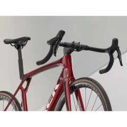Vélo de route Trek Madone SL 6 8e gén. 2025 Vélo de route Trek Madone SL 6 8e gén. 2025