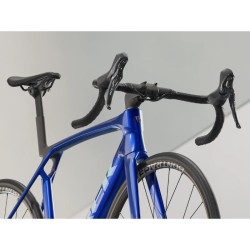 Vélo de route Trek Madone SL 5 8e gén. 2025 Vélo de route Trek Madone SL 5 8e gén. 2025