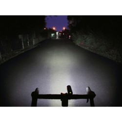 Front lamp Ravemen CR1000