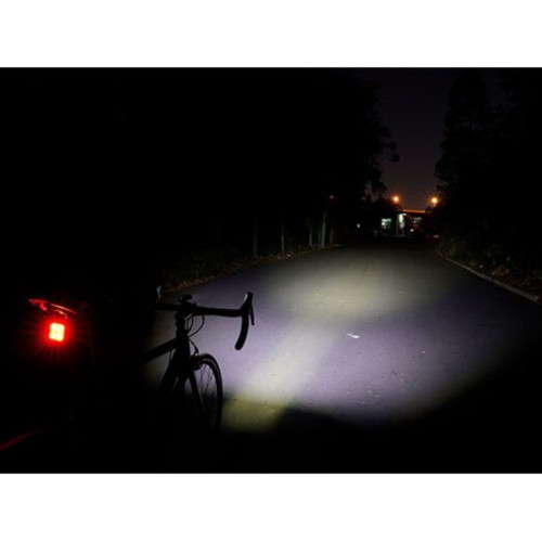 Kit di illuminazione anteriore e posteriore Ravemen LS10 (CR600 + TR20)