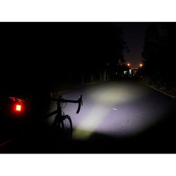 Pack éclairages avant-arrière LS-10 Ravemen (CR600 + TR20)