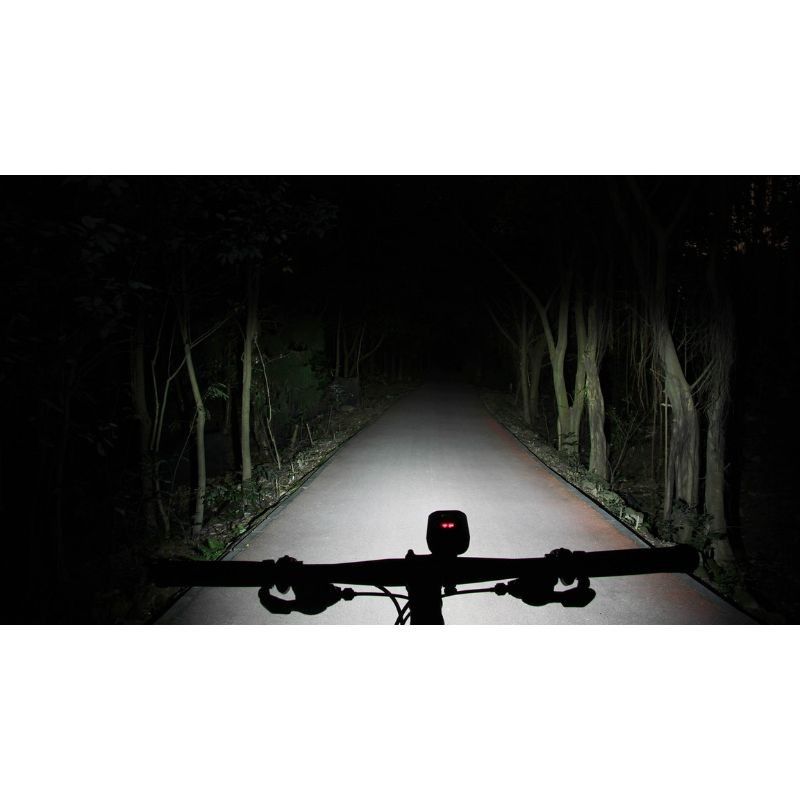 Farol dianteiro Ravemen PR2000 para bicicletas de montanha/gravel