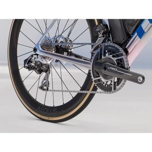 Bicicleta de estrada Trek Madone SLR 9 AXS 8 geração Icon Interstellar 2025