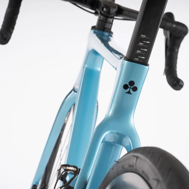 Vélo de route Colnago V4 Shimano 105 R7170 DI2 12V Vision SC 45 Bleu Vélo de route Colnago V4 Shimano 105 R7170 DI2 12V Vision SC 45 Bleu