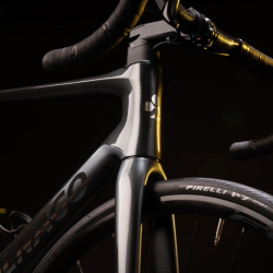 Road bike Colnago V4 Shimano Ultegra R8170 DI2 12V Vision 45 Grey Road bike Colnago V4 Shimano Ultegra R8170 DI2 12V Vision 45 Grey