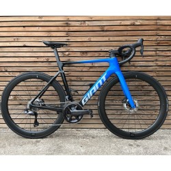 Vélo de route d'occasion Giant Propel Advanced Pro 0 2024