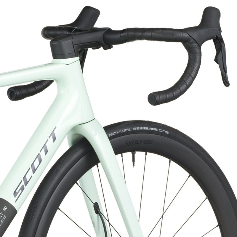 Vélo de route carbone Scott Addict RC 20 2026 Vélo de route carbone Scott Addict RC 20 2026