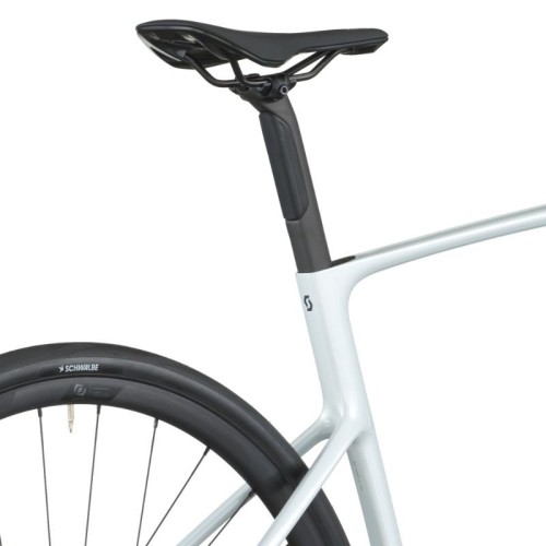 Bici da corsa Shimano 105 12v , 2026