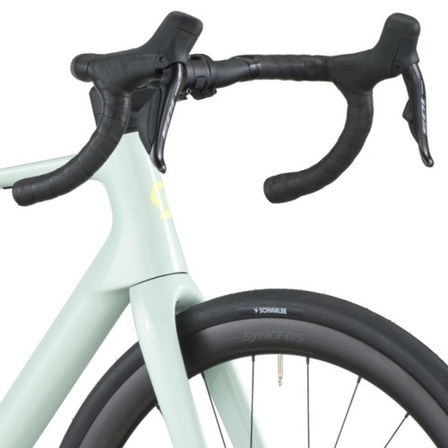 Vélo de route carbone Scott Addict 30 Shimano 105 Di2 12v 2026
