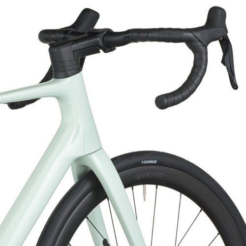 Bicicleta de carretera de carbono Scott Addict 30 2026