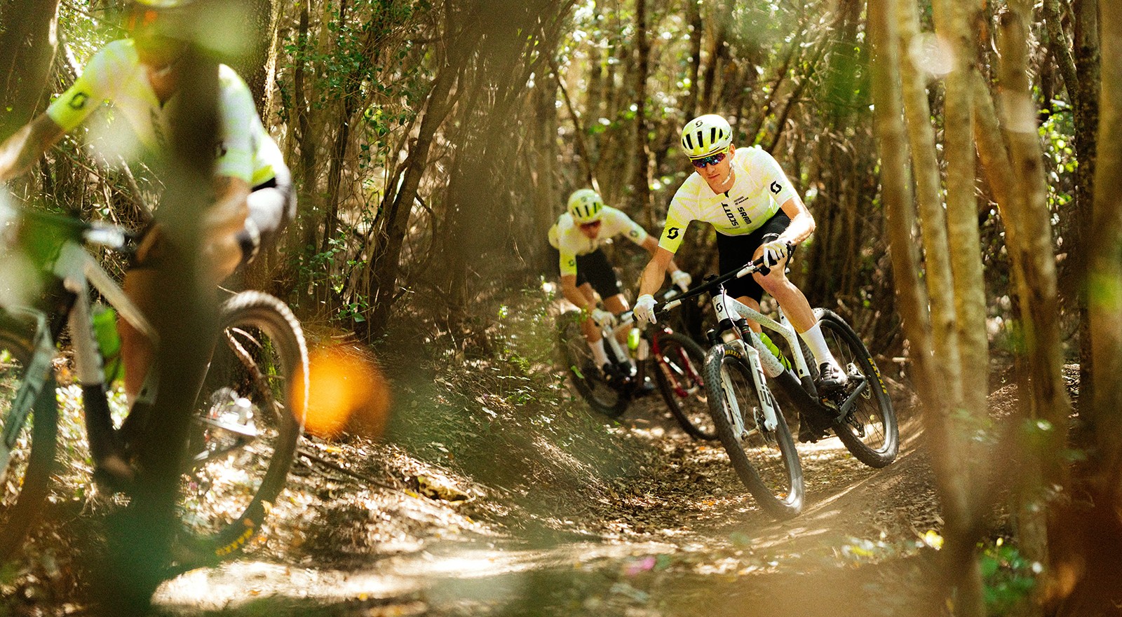 Consultez les spécificités du tout nouveau Scott Spark RC World Cup 2027